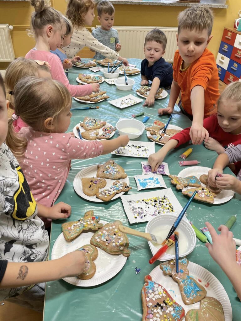 Pieczenie i&nbsp;dekorowanie pierników
