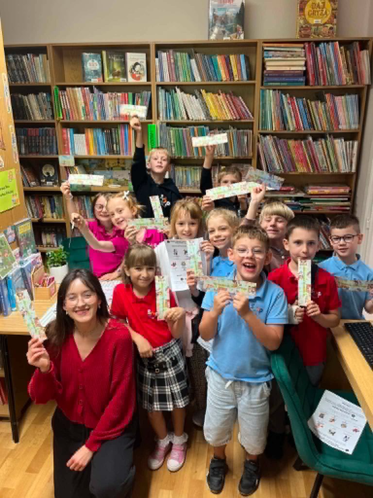 Wizyta klasy 1 w&nbsp;Bibliotece Publicznej w&nbsp;Łękawicy.